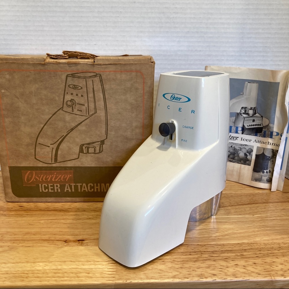 Osterizer Blender White Icer Attachment Model 435 - Crushed Ice Crusher cocktail